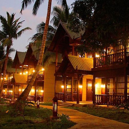 Sea Shell Neil Hotel Lakshmanpur Exterior photo